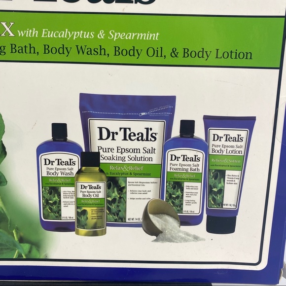 Dr Teal's Eucalyptus Epsom Salt Body Gift Set NEW - Picture 6 of 10